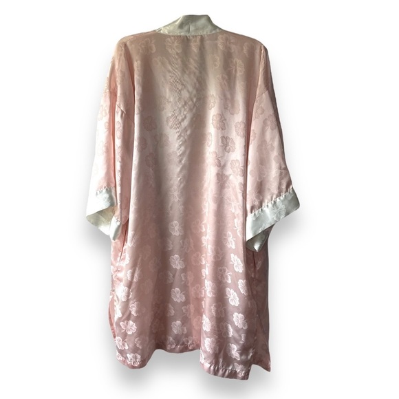 Vintage gold label Victoria Secret robe - Picture 3 of 6